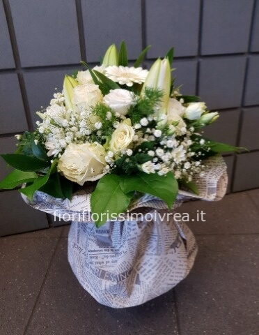 bouquet di fiori bianchi